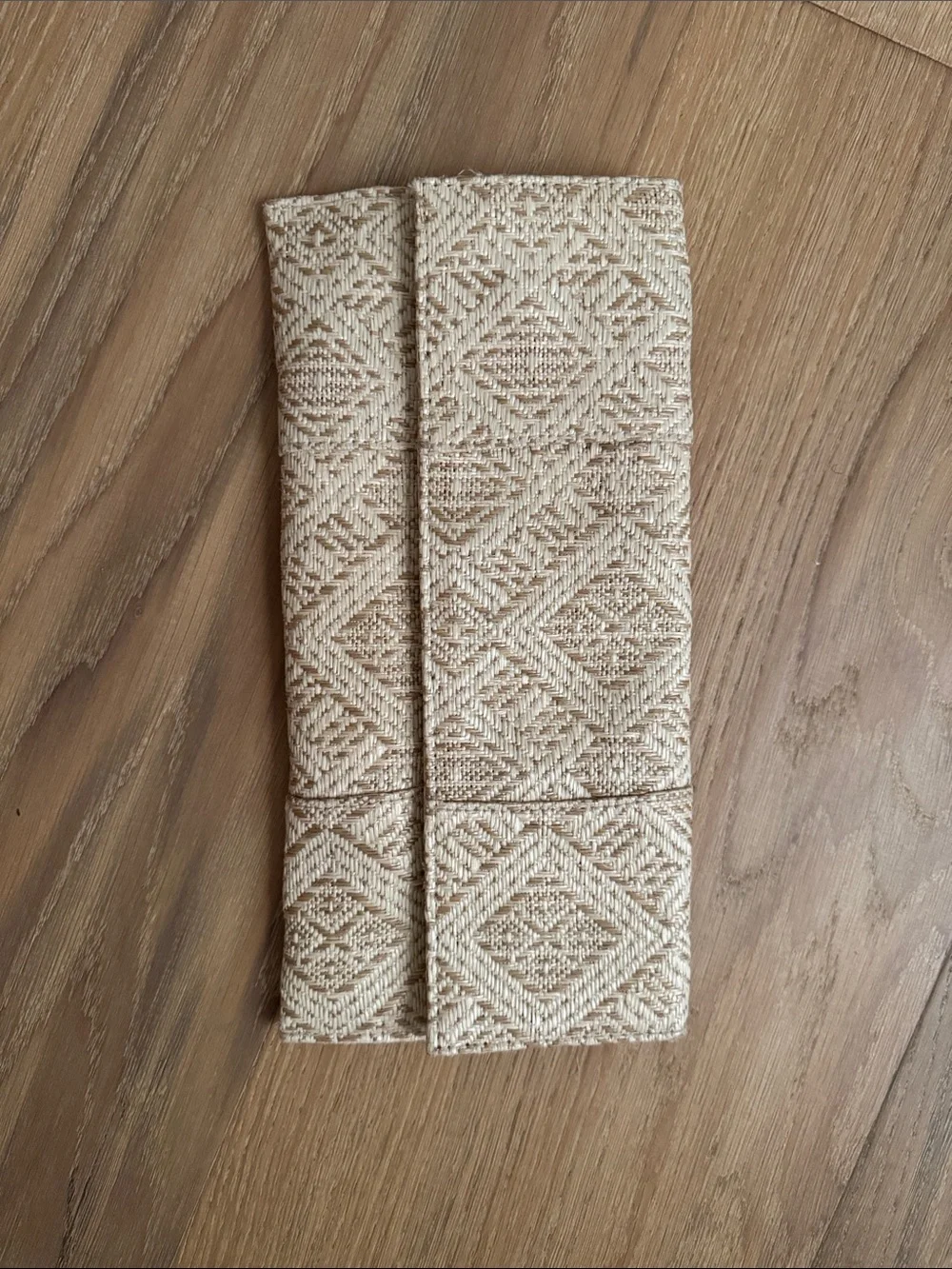 MMS woven clutch